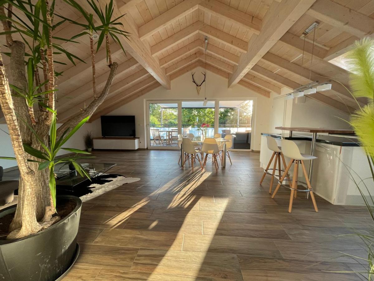 Lichtdurchflutete Wohnung Mit Grosser Dachterrasse Bruckmühl Dış mekan fotoğraf