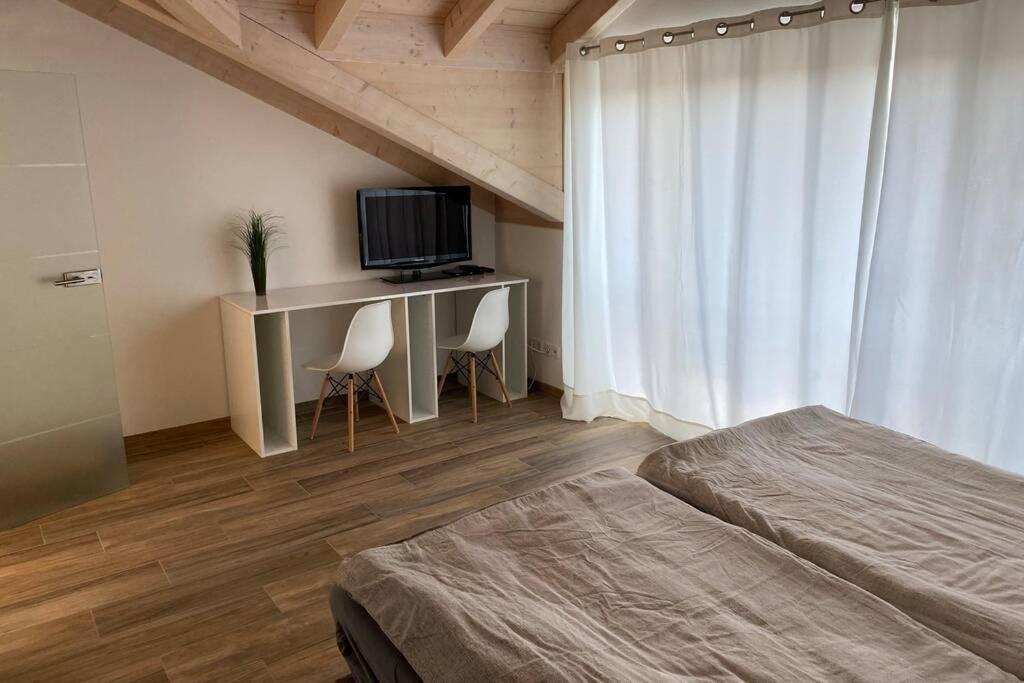 Lichtdurchflutete Wohnung Mit Grosser Dachterrasse Bruckmühl Dış mekan fotoğraf